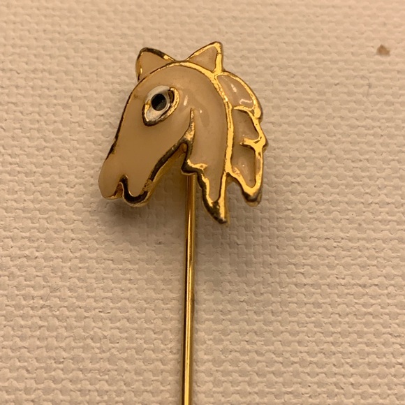Horse stick pin. Lapel pin - Picture 3 of 8